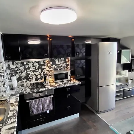 комфорт и стиль - с панорамой города Burgas Stad